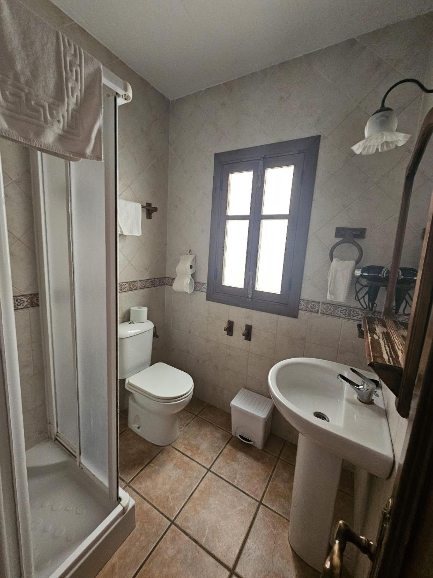 Hotel Meson Rural Iptuci à Prado Del Rey Extérieur photo